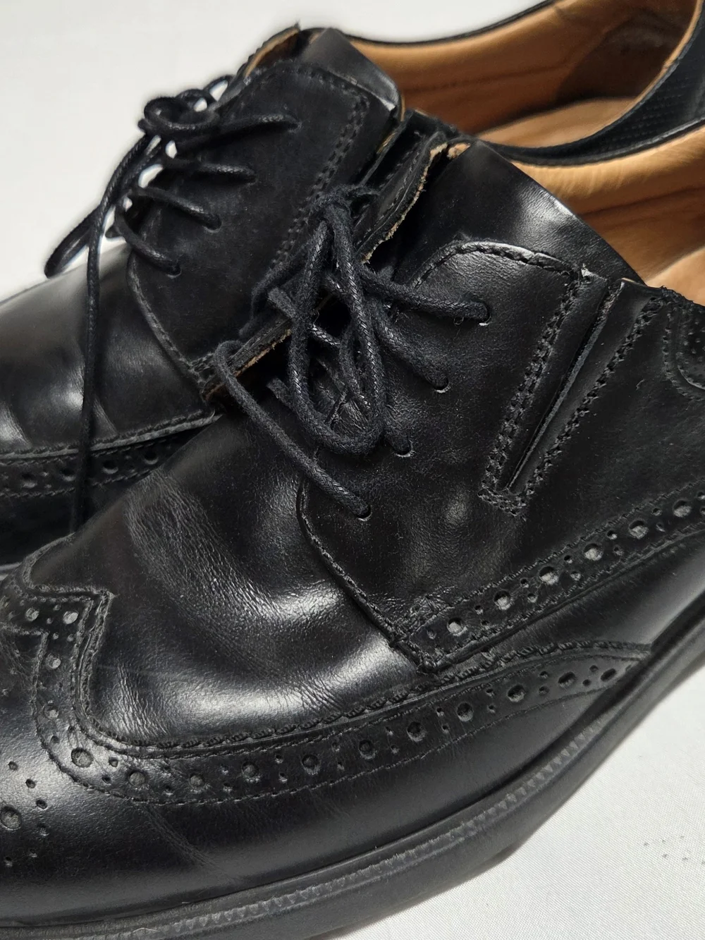Florsheim Black Leather Wingtip Derby Dress Shoes